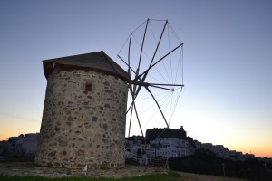yuri windmill by night